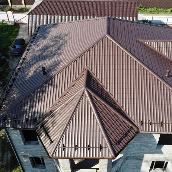 Монтаж сложной крыши и кровли в Щёкино и Тульской области